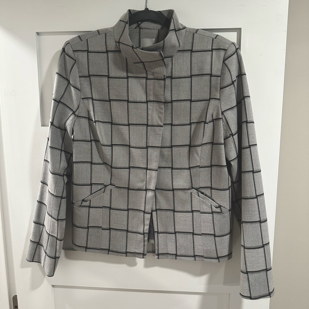 Beautiful Halogen Jacket in great condition